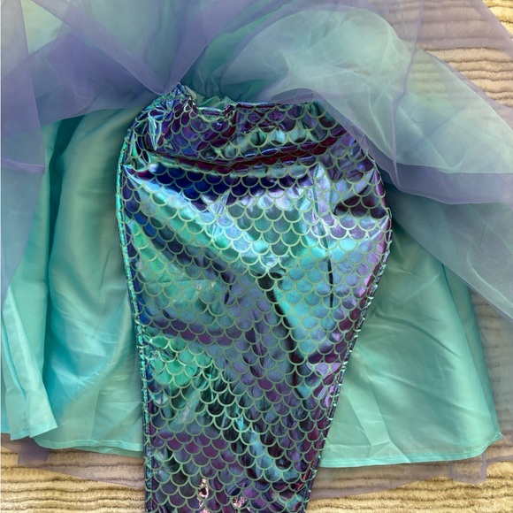Adorable Mermaid Costume - Picture 5 of 5